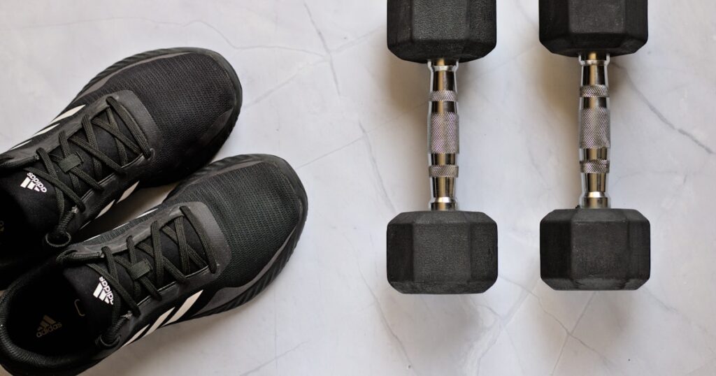 best adjustable dumbbells under 300 apartment